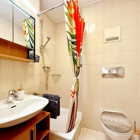 !goldpath! - - Innpromenade - Uniwiese Apartmán