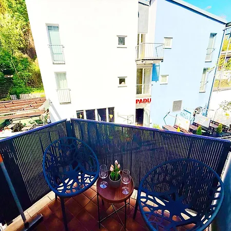 'goldpath' - - Innpromenade - Uniwiese