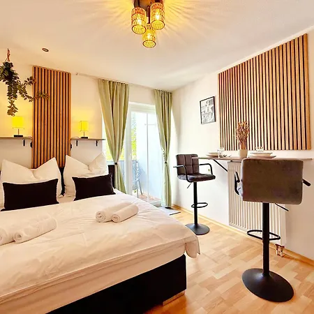 !goldpath! - - Innpromenade - Uniwiese Apartmán *