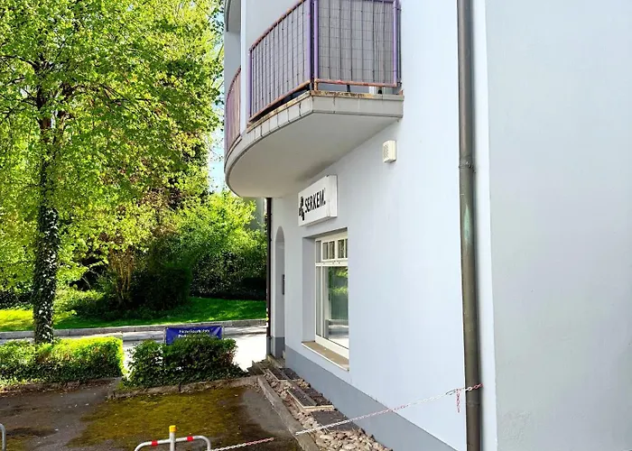 'goldpath' Passau-central-pizzaria-kaffee-innpromenade-uniwiese-wiputv * Passavia